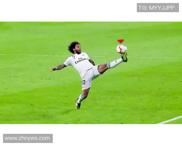 足球明星私下害羞瞬间大揭秘让你看到不一样的他们